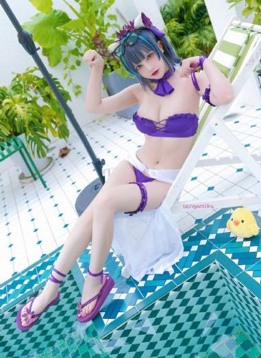 迷人的保姆完整版_欧美电影在线