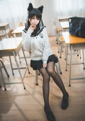 女教师的诱惑5中文字幕_电影未删减版
